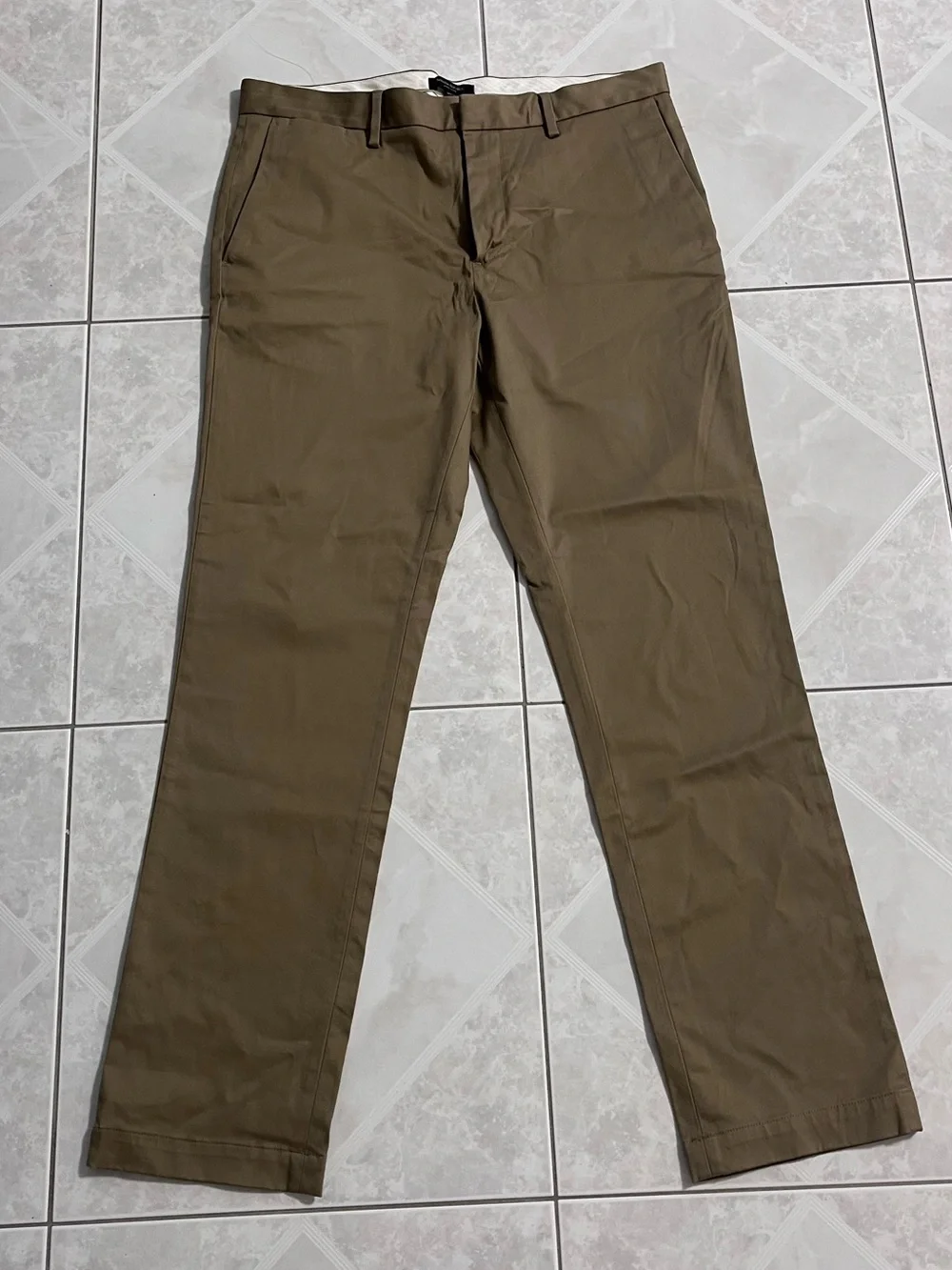Banana Republic Aiden Chino Pants